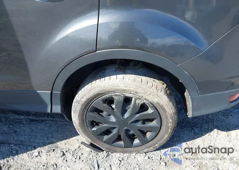 2017 Ford Escape S z USA, uszkodzony, nr VIN 1FMCU0F7XHUD67770